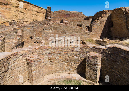 Walls of stonework in old ruins at Chaco Culture National Historical Park, a World Heritage site in New Mexico, USA Stock Photo