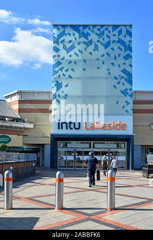 Security bollards protect Intu Properties plc shopping mall entrance & shoppers at Thurrock Lakeside indoor shopping centre Essex England UK Stock Photo