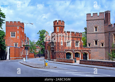 ETON, ENGLAND - AUGUST 2013:   View of the  main external buildings and gate of Eton College from the main street. Stock Photo