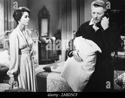 ON THE DOUBLE, from left: Dana Wynter, Danny Kaye, 1961 Stock Photo - Alamy