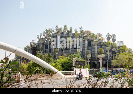 A view of 1000 trees, a commercial and entertainment complex owned by Tian An China Investments Company Limited, along the Suzhou River in Putuo distr Stock Photo