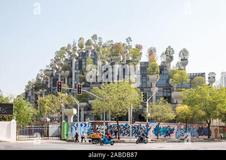 A view of 1000 trees, a commercial and entertainment complex owned by Tian An China Investments Company Limited, along the Suzhou River in Putuo distr Stock Photo