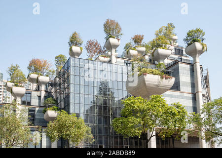 A view of 1000 trees, a commercial and entertainment complex owned by Tian An China Investments Company Limited, along the Suzhou River in Putuo distr Stock Photo