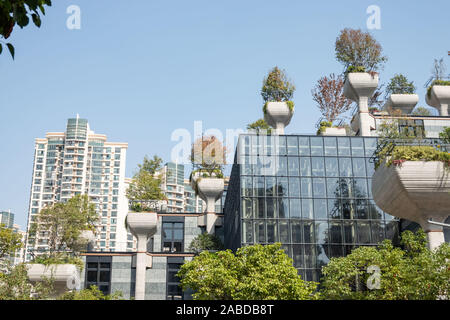 A view of 1000 trees, a commercial and entertainment complex owned by Tian An China Investments Company Limited, along the Suzhou River in Putuo distr Stock Photo