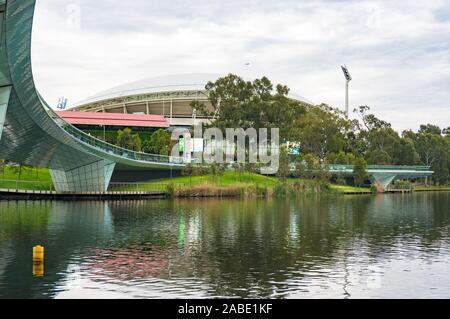 Adelaide, Australia - November 10, 2017: Adelaide Karrawirra Parri river with Riverbank bridge Stock Photo