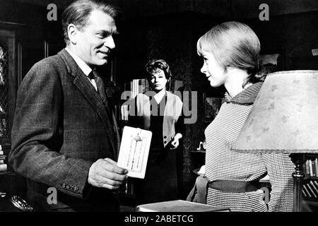 TERM OF TRIAL, from left, Laurence Olivier, Sarah Miles, 1962 Stock ...