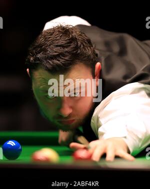 Duane Jones in action against Ding Junhui during day two of the Betway UK Championship at the York Barbican. Stock Photo