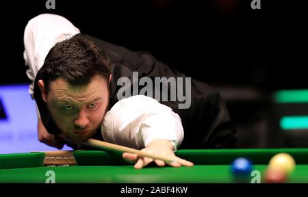 Duane Jones in action against Ding Junhui during day two of the Betway UK Championship at the York Barbican. Stock Photo