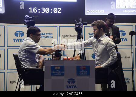 Kolkata, India. 22nd Nov, 2019. GM Anish Giri during his secind round play  of Tata Steel Chess 2019. (Photo by Saikat Paul/Pacific Press) Credit:  Pacific Press Agency/Alamy Live News Stock Photo 