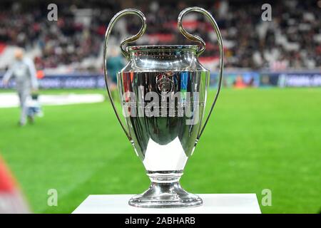 Lille, France. 27th Nov, 2019.  Stade Pierre-Mauroy , Champions League Football season 2019 / 2020.  The European Cup during the match Lille OSC - Ajax. Credit: Pro Shots/Alamy Live News