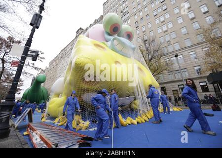 New York, USA. 27th Nov, 2019. Workers inflate the SpongeBob SquarePants balloon as they prepare for the 93rd Macy's Thanksgiving Day Parade in New York City on Wednesday, November 27, 2019. The parade started in 1924, tying it for the second-oldest Thanksgiving parade in the USA with America's Thanksgiving Parade in Detroit. Photo by John Angelillo/UPI Credit: UPI/Alamy Live News Stock Photo