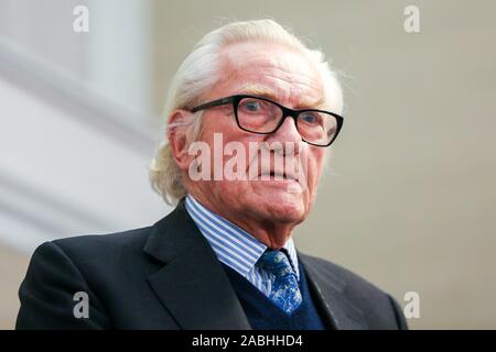 Expelled Conservative grandee, Lord Michael Heseltine speaks to the media during a Liberal Democrats press conference. Former Deputy Prime Minister endorses Liberal Democrat candidates - Sam Gyimah who is standing in Kensington and Chuka Umunna who is standing for Cities of London & Westminster. Both Liberal Democrat candidates are standing against the Conservatives on anti-brexit manifestos. Stock Photo