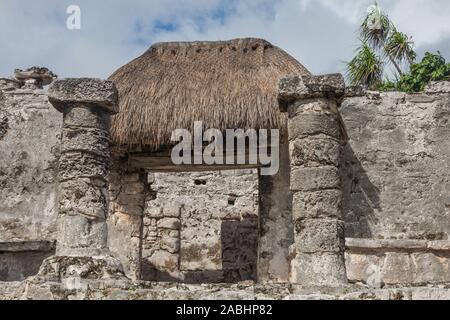 Entrance to a Mayan building at the Tulum ruins on the Yucatan peninsula of Mexico Stock Photo