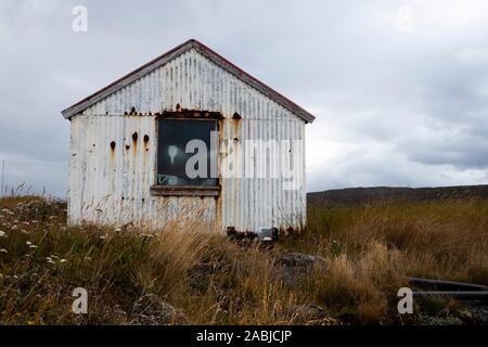 Rusty corrugated iron shed, Reykjanes, Iceland Stock Photo