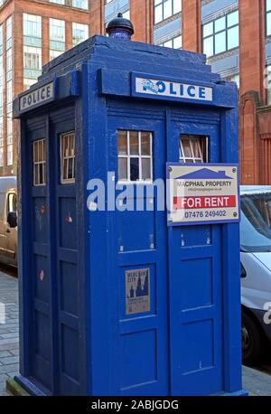 Tardis for rent,Dr Who,blue police box,Macphail property,Merchant City,Glasgow,Scotland,UK, G1 1TX Stock Photo