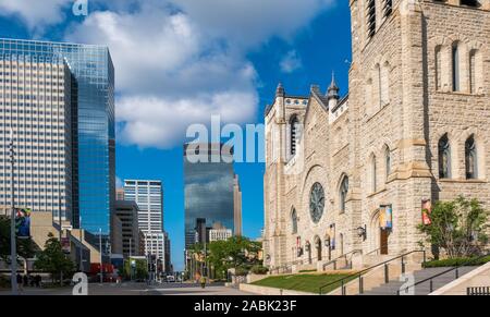 MINNEAPOLIS, USA, - AUGUST, 11, 2019: Nicollet Mall, showing Westminster Presbyterian Church, Minneapolis, Minnesota, USA. Stock Photo