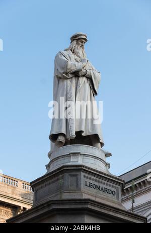 Italy, Milan: monument to Leonardo da Vinci in Piazza della Scala square Stock Photo