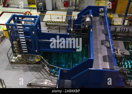 The Research Neutron Source (FRM II) at the Heinz Maier-Leibnitz Center (MLZ) of the Technical University (TUM) in Garching near Munich. The picture shows the reactor pool. [automated translation] Stock Photo