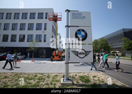 BMW group company logo on Czech headquarters building Stock Photo - Alamy