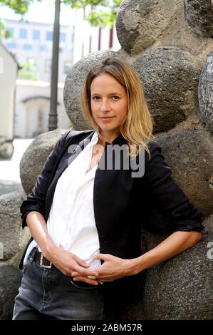 The actress Lisa Bitter, shot in the courtyard of the Munich City Museum. [automated translation] Stock Photo