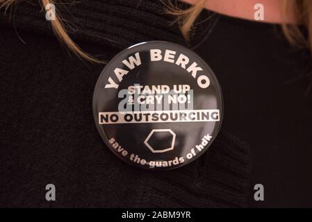 Pin with the inscription 'Yaw Berko - No Outsourcing' at a protest action of the works council at the Haus der Kunst against the planned staff reduction by outsourcing the areas of supervision, cash desk and gate. Who wears this button runs the risk of losing his job, according to the management. [automated translation] Stock Photo