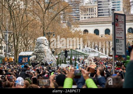 Macy's Thanksgiving Parade 28th Nov 2019, New York City, USA Stock Photo