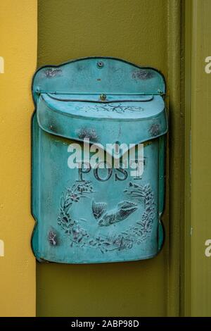 Vintage decorative tin-plate post box, South Juliana Street, Bedford, PA Stock Photo