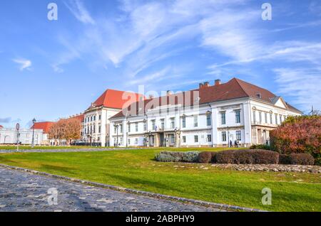 Castle district in Hungarian capital city. Sandor Palace building, a seat of the Hungarian president, in the background. Buda Castle courtyard. Eastern European city. Stock Photo