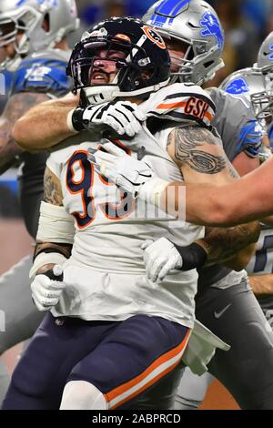 Detroit, Michigan, USA. 28th Nov, 2019. Chicago Bears LB Aaron Lynch (99) gets blocked during NFL game between Chicago Bears and Detroit Lions on November 28, 2019 at Ford Field in Detroit, MI (Photo by Allan Dranberg/Cal Sport Media) Credit: Cal Sport Media/Alamy Live News Stock Photo