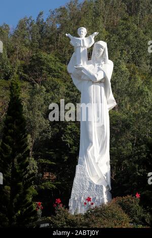 Bai Dau Parish Church.  Giant Virgin Mary and Child statue (28 meters). Stock Photo