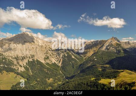 view from peak of Hochkranz Austria towards Steinernes Meer, Seehorn and Hocheisspitze, in autumn Stock Photo