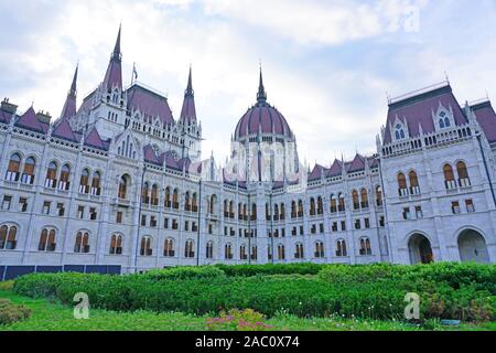 BUDAPEST, HUNGARY -28 MAY 2019- View of the landmark Hungarian Parliament Building (Parliament of Budapest) in Budapest, Hungary. Stock Photo