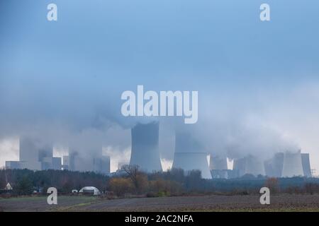 The Boxberg power plant is a German lignite-fired power plant in Boxberg  O.L. in Upper Lusatia (Saxony) . It has an output of 1900 megawatts, spread  Stock Photo - Alamy