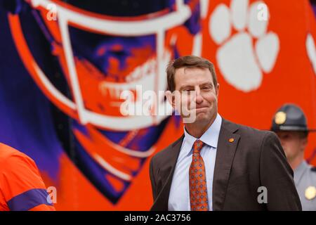 Columbia, SC, USA. 30th Nov, 2019. Clemson Tigers head coach Dabo Swinney smiles as he enters for the NCAA matchup at Williams-Brice Stadium in Columbia, SC. (Scott Kinser/Cal Sport Media). Credit: csm/Alamy Live News Stock Photo