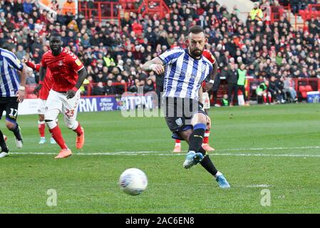 London, UK. 30th Nov, 2019. Steven Fletcher of Sheffield Wednesday scores from the penalty spot to make it 1-2 during the EFL Sky Bet Championship match between Charlton Athletic and Sheffield Wednesday at The Valley, London, England on 30 November 2019. Photo by Ken Sparks. Editorial use only, license required for commercial use. No use in betting, games or a single club/league/player publications. Credit: UK Sports Pics Ltd/Alamy Live News Stock Photo