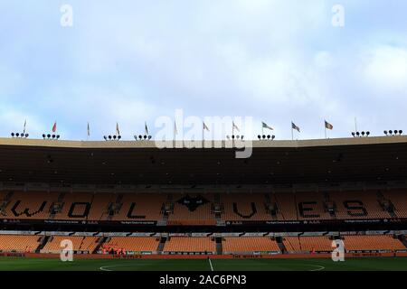 Wolverhampton, UK. 01st Dec, 2019. General view inside the Molineux stadium prior to kick off. Premier league match, Wolverhampton Wanderers v Sheffield Utd at Molineux Stadium in Wolverhampton on Sunday 1st December 2019. this image may only be used for Editorial purposes. Editorial use only, license required for commercial use. No use in betting, games or a single club/league/player publications. pic by Steffan Bowen/Andrew Orchard sports photography/Alamy Live news Credit: Andrew Orchard sports photography/Alamy Live News Stock Photo