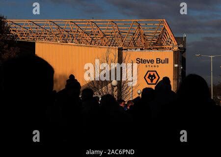 Wolverhampton, UK. 01st Dec, 2019. A general view as fans make their way to Molineux prior to kick off. Premier league match, Wolverhampton Wanderers v Sheffield Utd at Molineux Stadium in Wolverhampton on Sunday 1st December 2019. this image may only be used for Editorial purposes. Editorial use only, license required for commercial use. No use in betting, games or a single club/league/player publications. pic by Steffan Bowen/Andrew Orchard sports photography/Alamy Live news Credit: Andrew Orchard sports photography/Alamy Live News Stock Photo