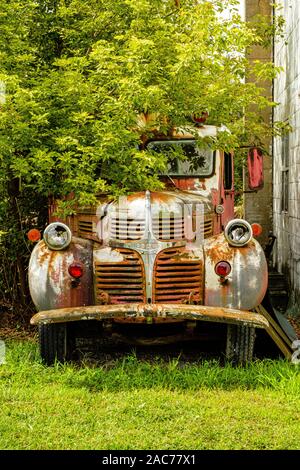 Rusty 1940s Dodge Truck, Woodbury Pike, Loysburg, PA Stock Photo