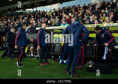 Norwich, UK. 1st Dec 2019. English Premier League Football, Norwich versus Arsenal; Arsenal Caretaker Manager Fredrik Ljungberg in the technical area - Strictly Editorial Use Only. No use with unauthorized audio, video, data, fixture lists, club/league logos or 'live' services. Online in-match use limited to 120 images, no video emulation. No use in betting, games or single club/league/player publications Credit: Action Plus Sports Images/Alamy Live News Stock Photo