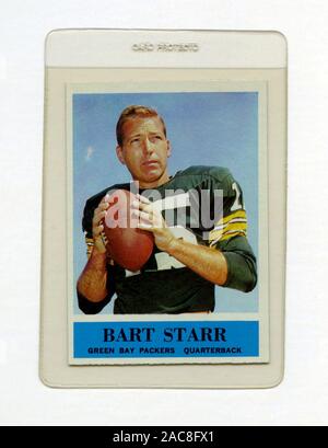 1972 GREEN BAY PACKERS YEARBOOK - BART STARR - SP 5454K