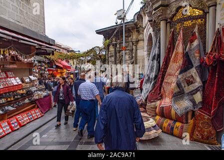 People shopping at the local markets around Grand Bazaar in Istanbul, Turkey Stock Photo