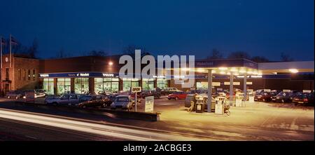 Volvo Car dealership, in Wakefield, in 1988, West Yorkshire, Northern England, UK Stock Photo