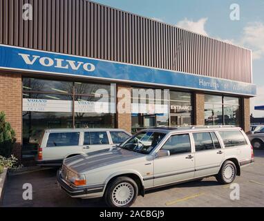 Volvo Car dealership, in Wakefield, in 1988, West Yorkshire, Northern England, UK Stock Photo