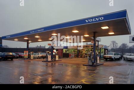 Volvo Car dealership, in Wakefield, in 1988, West Yorkshire, Northern England, UK Stock Photo