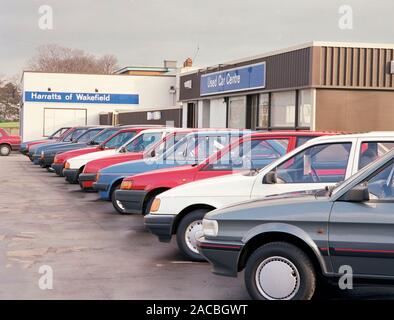 Volvo Car dealership, in Wakefield, in 1988, West Yorkshire, Northern England, UK Stock Photo