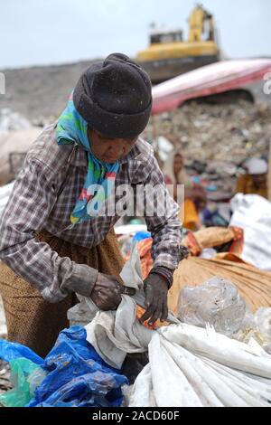 Piranha garbage dump site at Ahmedabad, Gujarat, India Stock Photo