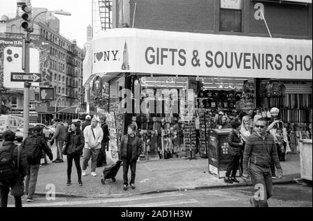 A tourist gift shop, Chinatown, New York City with many souvenir items for  sale Stock Photo - Alamy