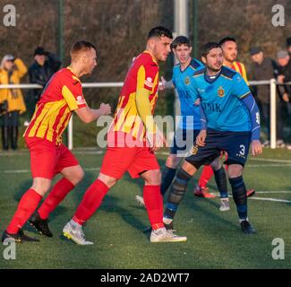 Glasgow, Scotland, UK. 30th November 2019: The Scottish Juniors 4th round cup tie between Rossvale Juniors F.C and Auchinleck Talbot FC. Stock Photo