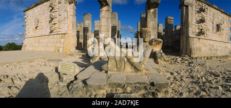 Old ruins of a statue in a temple, Chac Mool, Temple Of Warriors, Chichen Itza, Yucatan, Mexico Stock Photo
