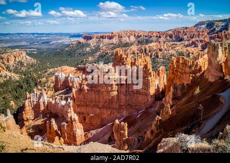 Red Rocks Hoodoos in Inspiration Point at Bryce Canyon National Park, Utah Stock Photo